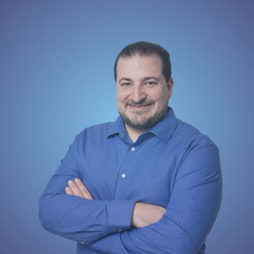 César Santiago Hernández, psicólogo con formación y experiencia en los ámbitos sanitario, educativo y forense.